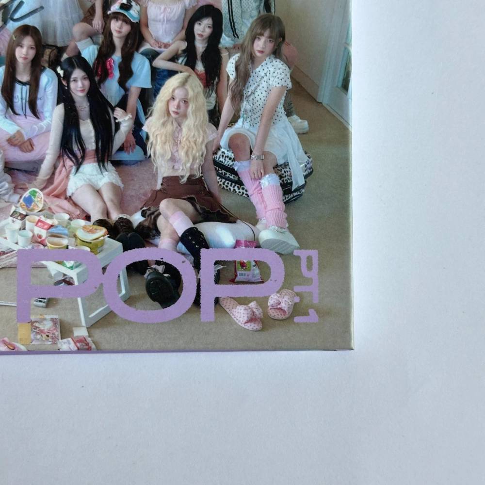 TRIPLES 7TH MINI ALBUM 'LOVE&POP PT.1' BLOOMING FLOWER NEPTUNE